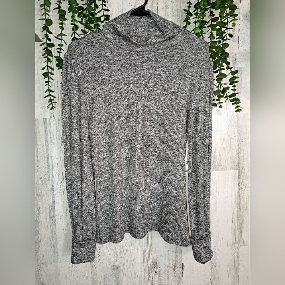 NWT Anne Klein Lightweight Sweater